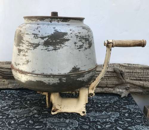 VINTAGE BUTTER CHURN
