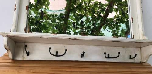 PAINTED OREGON MIRROR COAT HOOK