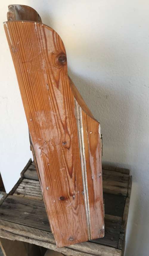 SMALL OREGON PINE CABINET