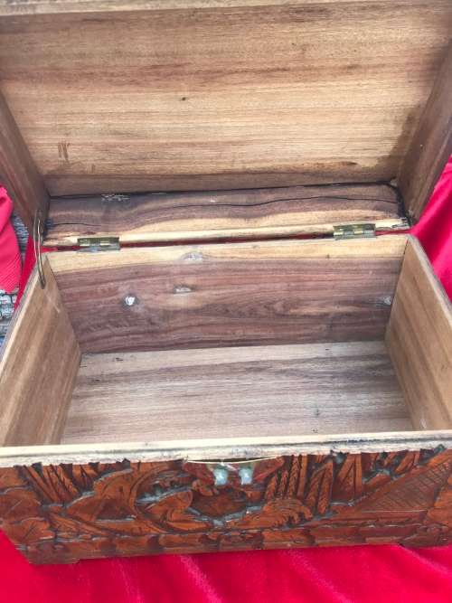 CARVED CHINESE BOX