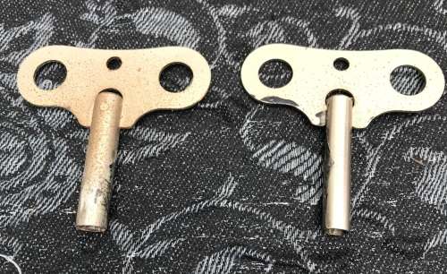 VINTAGE CLOCK KEYS