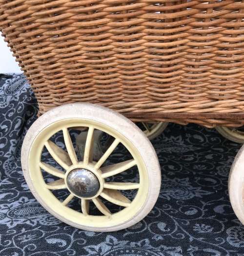 VINTAGE WICKER DOLL`S PRAM