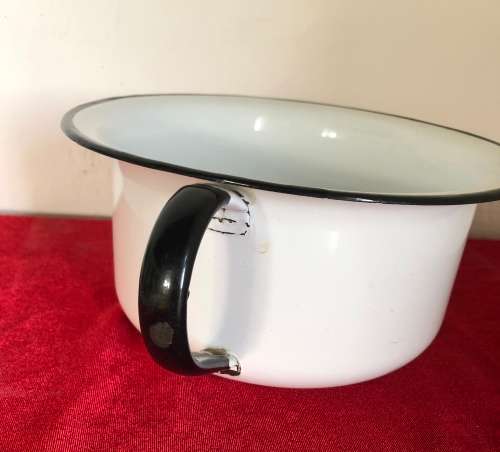ENAMEL POTTY / KOOS