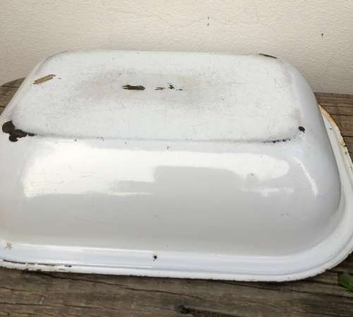 ENAMEL PIE DISH, MIXING BOWL and MUG