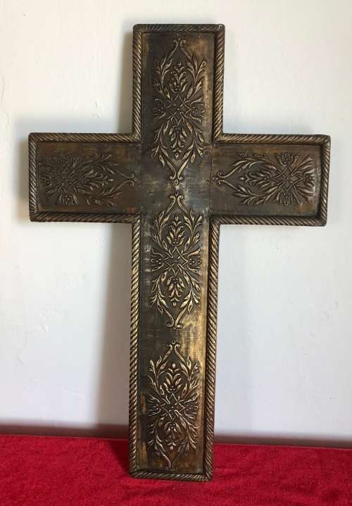 WOODEN COPPER CROSS