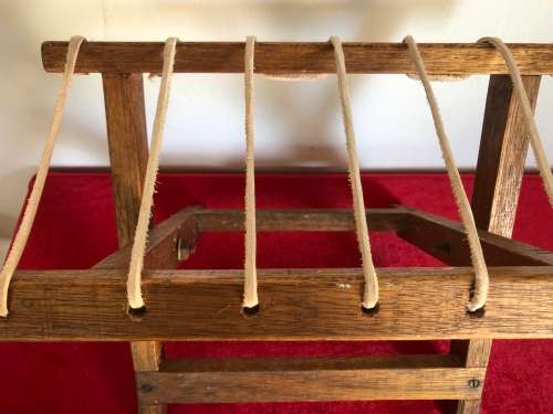 SMALL / CHILD`S RIEMPIE STOOL