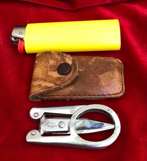 RARE WUSTHOF FOLDING SCISSORS IN ORIGINAL POUCH - Solingen Germany
