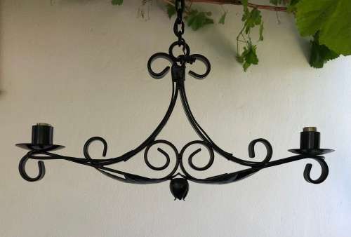 HANGING METAL LIGHT