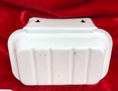 ENAMEL SOAP DISH