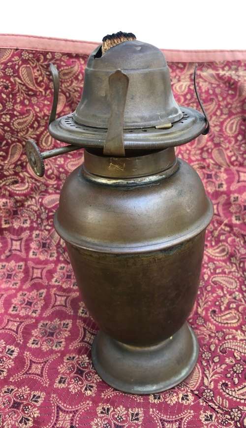 BRASS BRITISH MADE KEROSENE LAMP