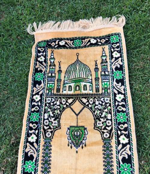 PRAYER MAT / THROW