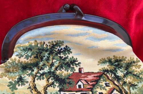 VINTAGE EMBROIDERED STYLE HANDBAG