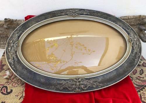 OVAL FRAME WITH CONVEX GLASS `BOLGLAS`