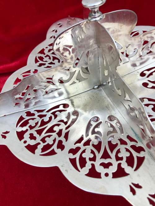 SILVER PLATED SANDWICH / CAKE DISPLAY PLATE