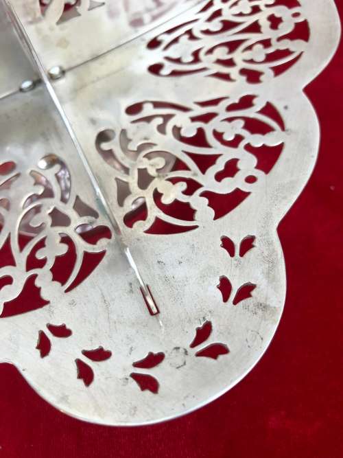 SILVER PLATED SANDWICH / CAKE DISPLAY PLATE