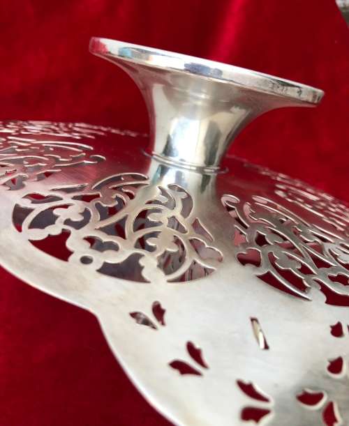 SILVER PLATED SANDWICH / CAKE DISPLAY PLATE