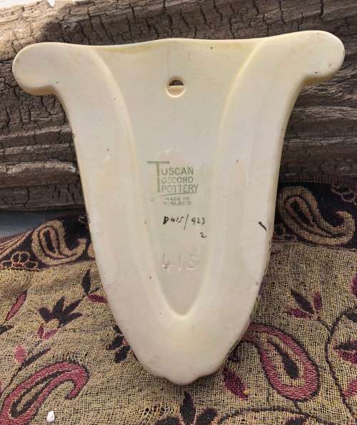 TUSCAN VINTAGE WALL FLOWER POCKET