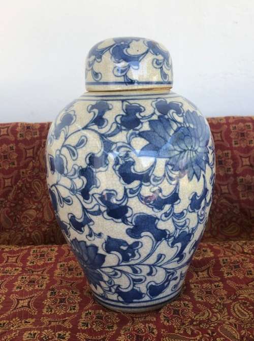 MING BLUE LIMITED EDITION GINGER JAR
