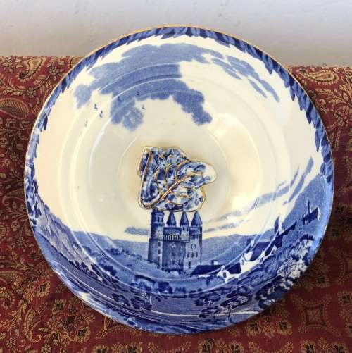 BURLEIGH WARE LIDDED SERVING DISH - Blue & white Balmoral Castle