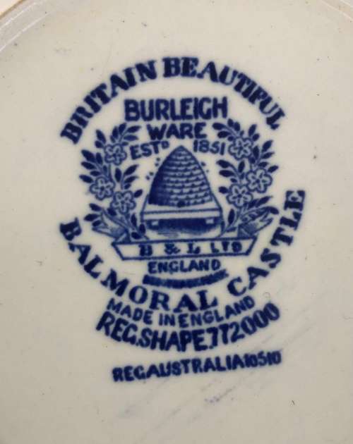 BURLEIGH WARE LIDDED SERVING DISH - Blue & white Balmoral Castle