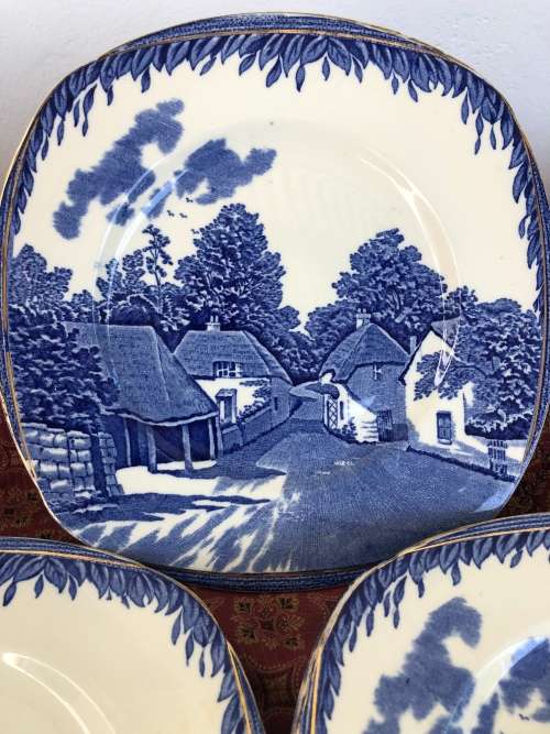 BLUE & WHITE DINNER PLATES Britain Beautiful Burleigh Ware