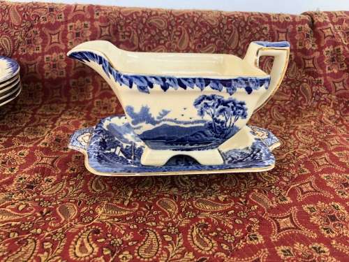 BLUE & WHITE SAUCE / GRAVY BOAT