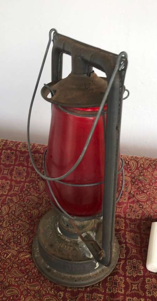 CHALWYN PILOT KEROSENE / PARAFFIN LANTERN