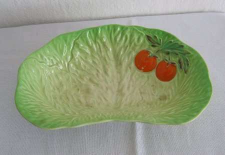 BESWICK WARE LETTUCE & TOMATO DISH