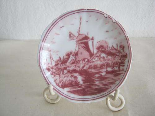 SMALL DELFT PLATE