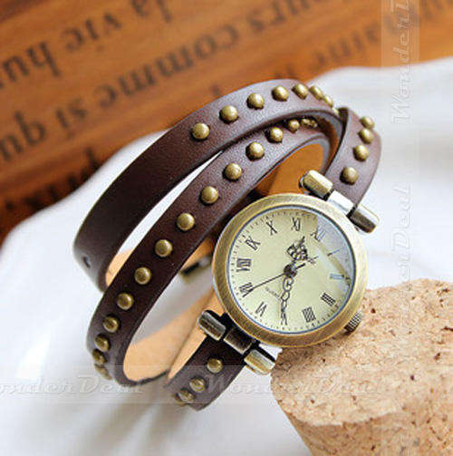 2014 New Retro Fashion Design Bracelet Band Type Quartz Watch Wrist Girl Womens Leather Strap Watch