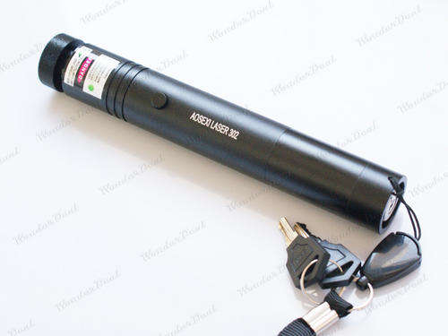 Brandnew Ultra Powerful 300mW 532nm Green Beam Laser with Charger Pointer