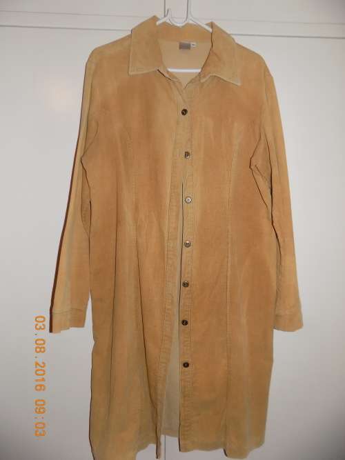 MUSTARD COLOR CORDUROY JACKET SIZE 40 (XL)