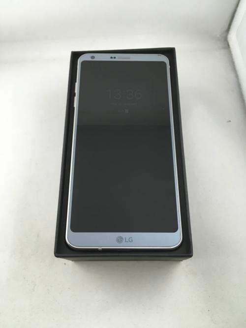 LG G6 Platinum Ice Boxed
