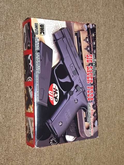 Sig Sauer P228 6mm BB Gun - PRICE REDUCED