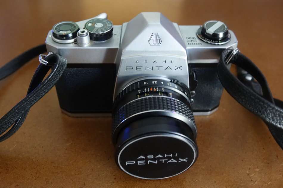 Asahi Pentax SP1000 with SMC Takumar 55mm f/1.8 lens