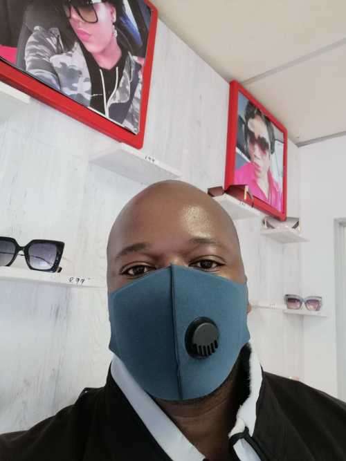 Face mask with breathing valve