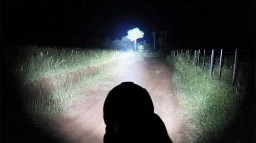 FENIX RC 40   .......EXTREME 890 METER RANGE LIGHT    6000 lumens        HALFPRICE SALE