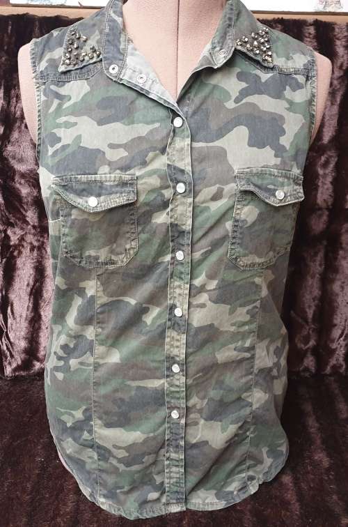 Pretty Ladies "Camo" Blouse Size 12