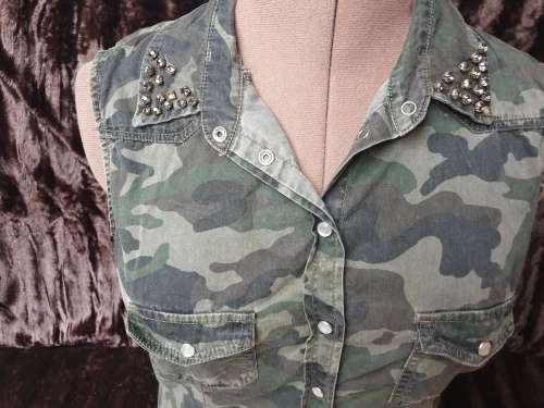 Pretty Ladies "Camo" Blouse Size 12