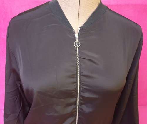 AS NEW!! Black Ladies Jacket Size 12 (100% Polyester)
