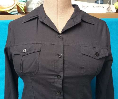 AS NEW!! Black Ladies Long-sleeved "Mosaic" Blouse Size 34