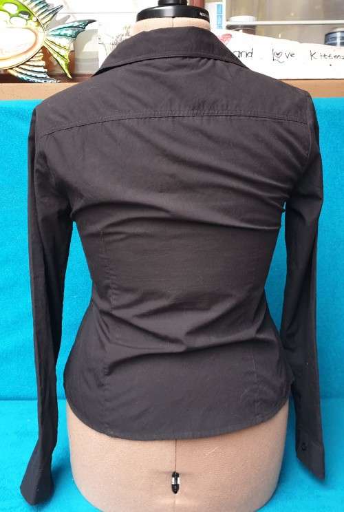 AS NEW!! Black Ladies Long-sleeved "Mosaic" Blouse Size 34