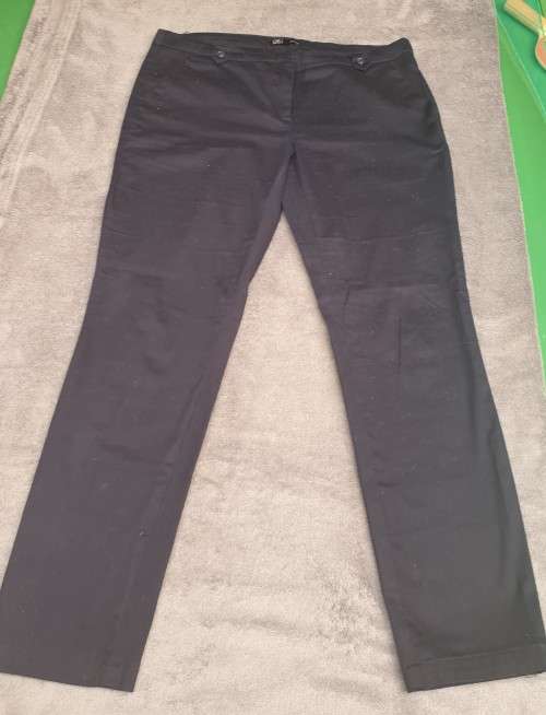 AS NEW!! Ladies Navy "Oakridge" Pants Size 12 / 36