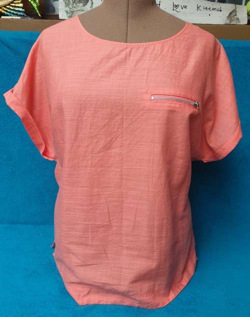 AS NEW!! Ladies Orange "Woolworths" Blouse with Zip-detail Size 16