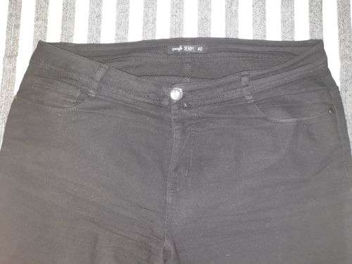 AS NEW!! Ladies Black `Image` Jeans Size 40