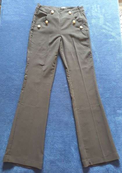 BRAND NEW!! Ladies Black "Oakridge" Bootleg Stretch Pants Size 32 / 8
