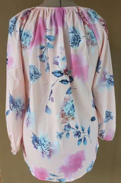 BRAND NEW!! Ladies Peach Long-sleeved Blouse Size XXL (Chinese 5XL)