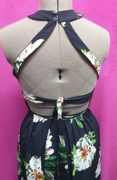 BRAND NEW!! Beautiful Ladies Black printed Summer dress with open back Size Large