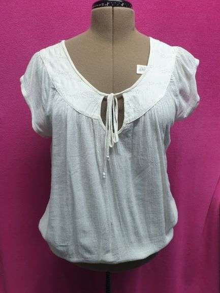 Ladies White Blouse Size XL