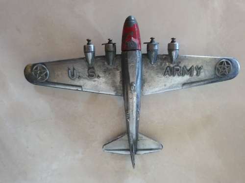 VINTAGE!! U.S ARMY BOEING METAL AIRCRAFT. Made in USA by ERIE.-Parker.